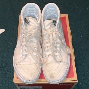 True White SK8-Hi Vans